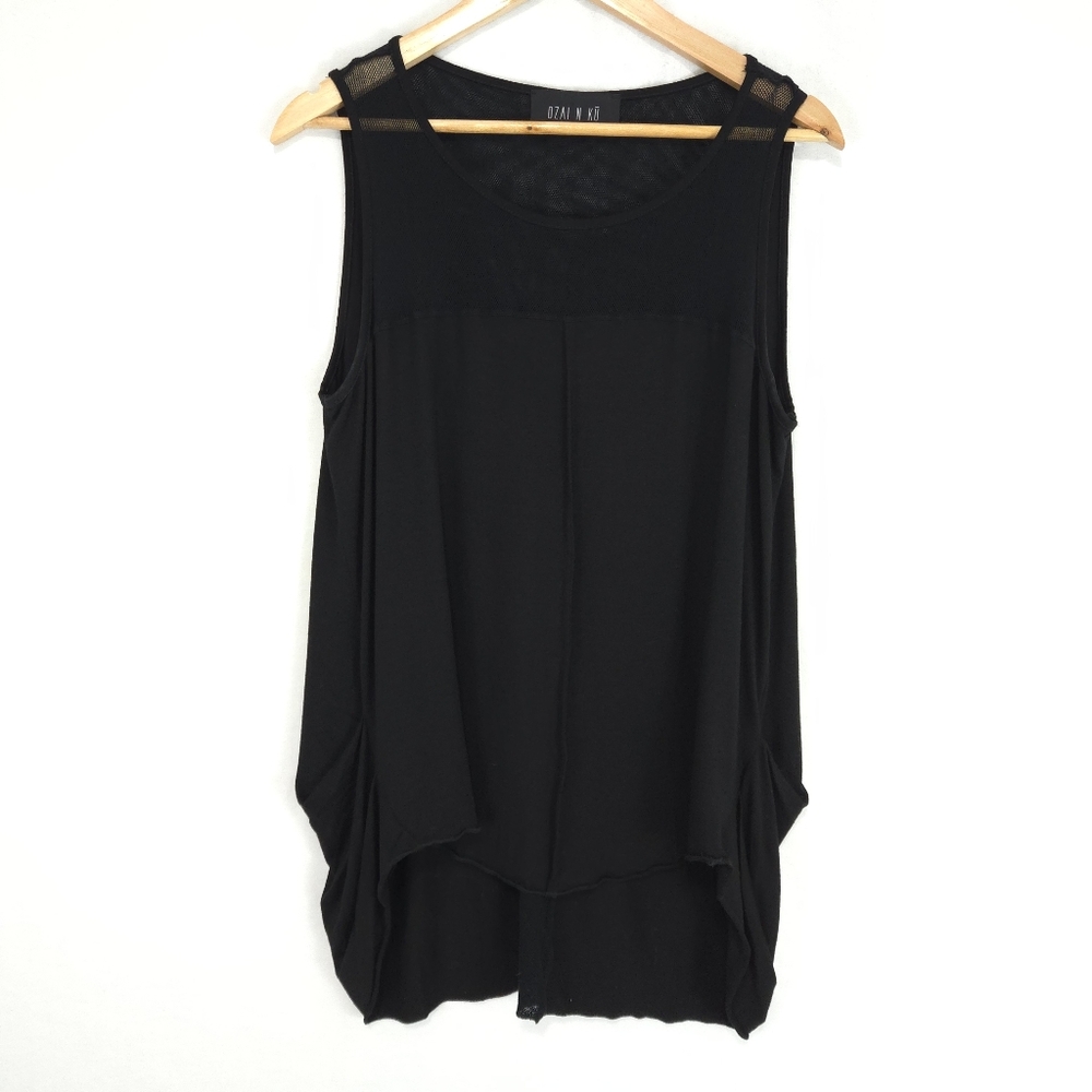 Ozai N Kū Women's Black Sleeveless Tunic Top